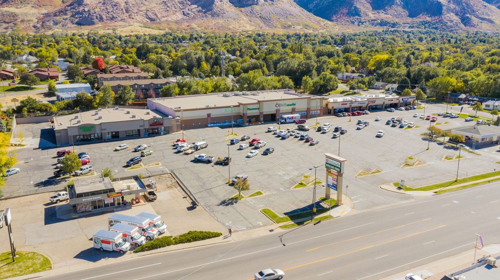 Mountain West Brokers the Investment Sale of Canyon Plaza